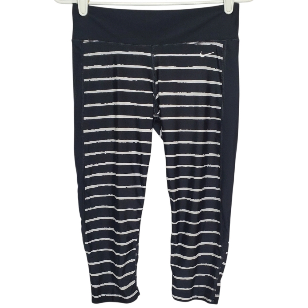 2447 * Nike Cropped Black White Stripe Compression Legging Pants Size S